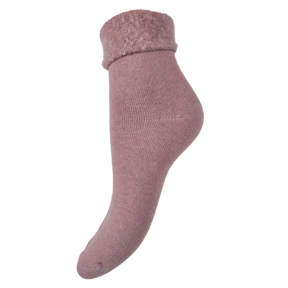 Light purple socks with fitted cuff, size 4-7