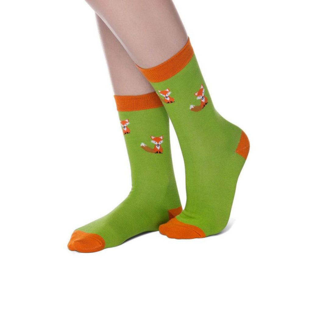 Green bamboo socks with orange heel toe and cuff and fox motif, size 4-7
