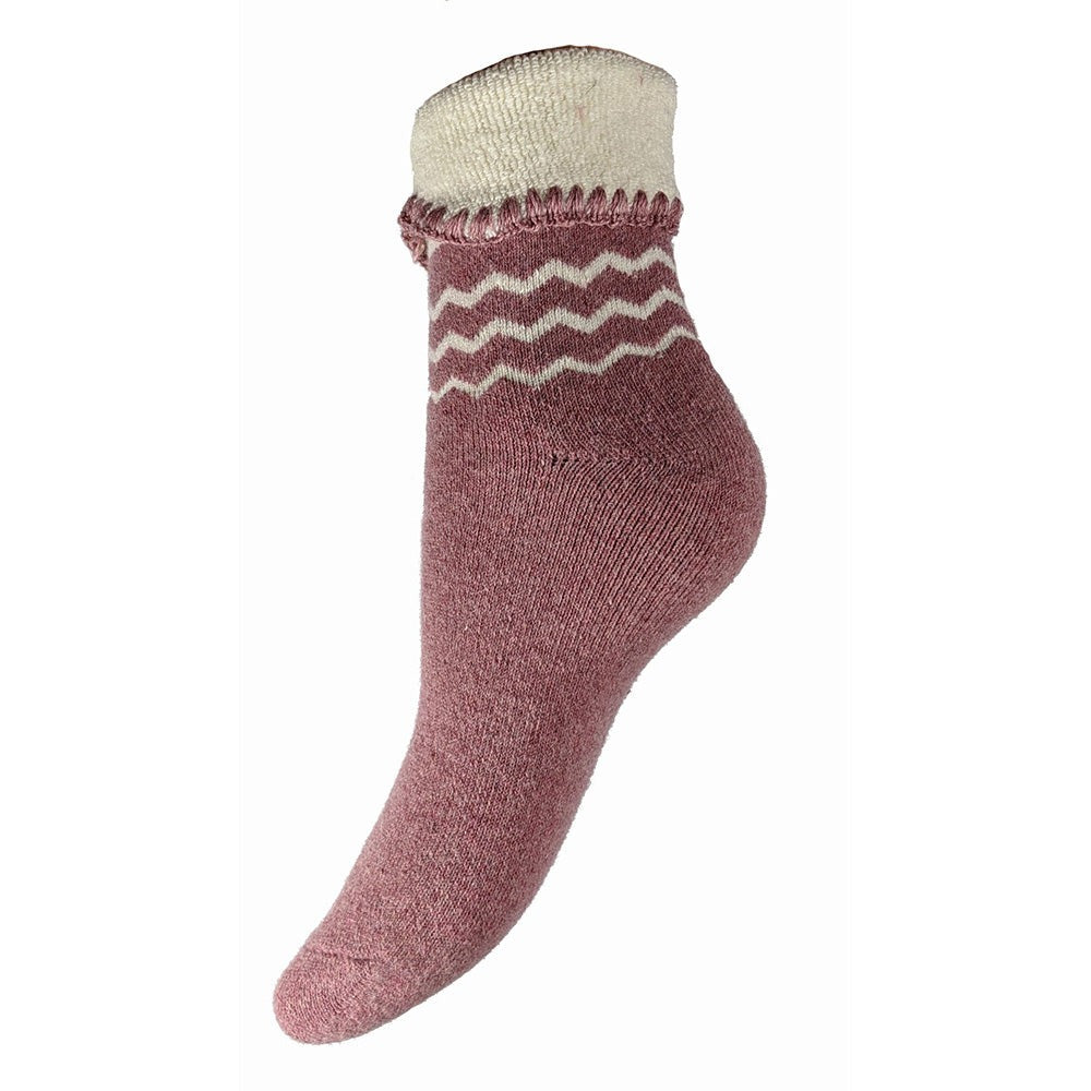 Pink cuff socks with cream zig zag pattern around cuff, bed socks size 4-7
